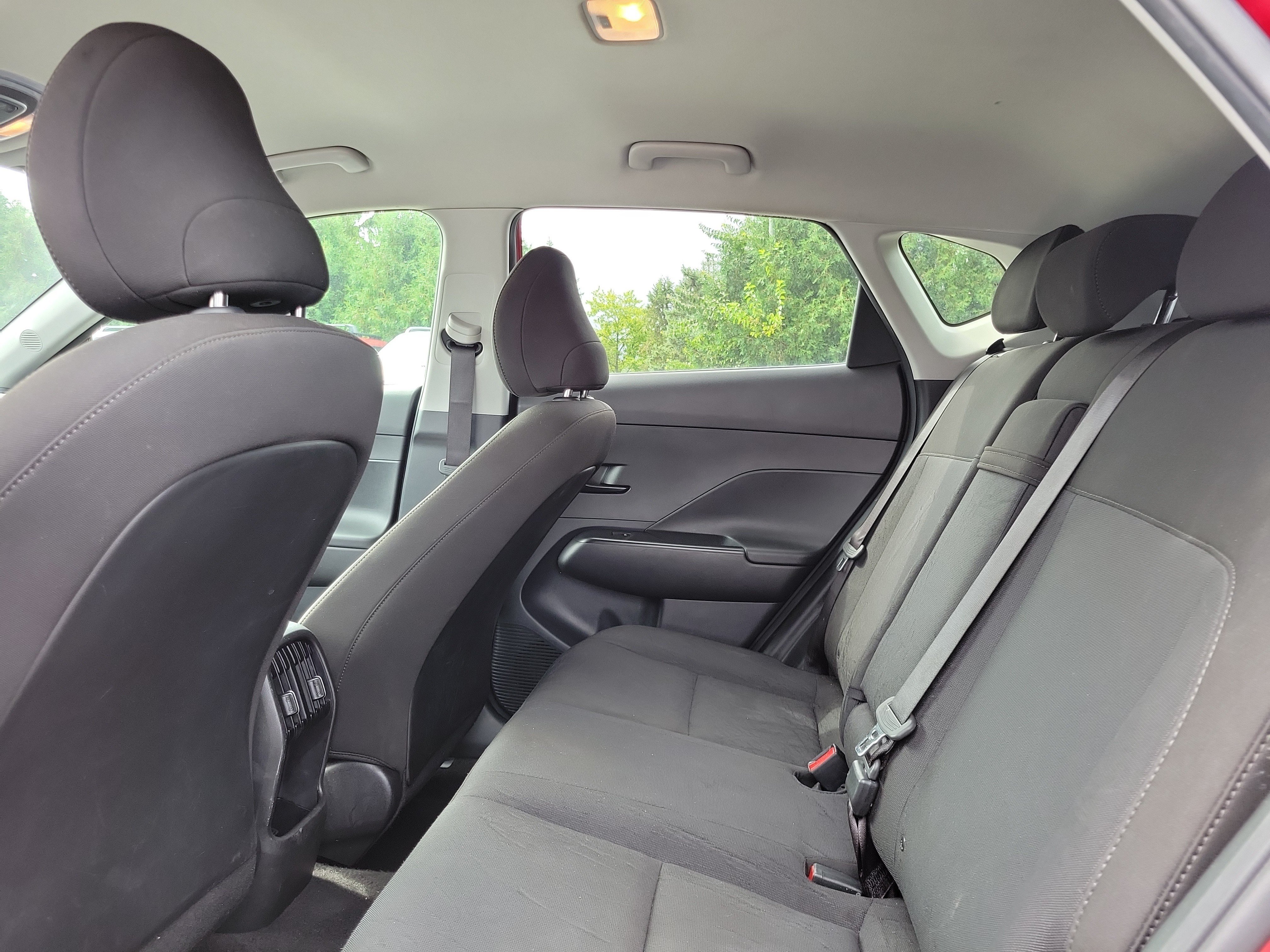Used 2025 Hyundai Kona SEL AWD/4WD image 11