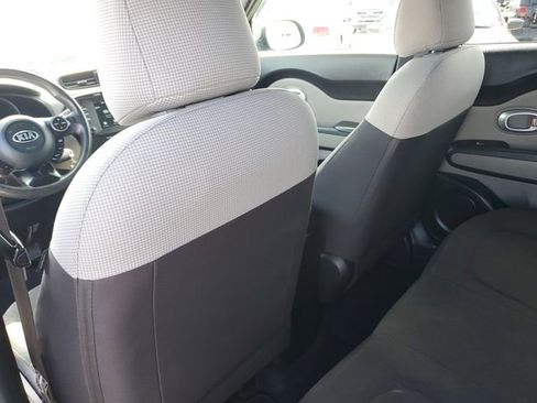 Used 2019 Kia Soul w/ Convenience Package image 24