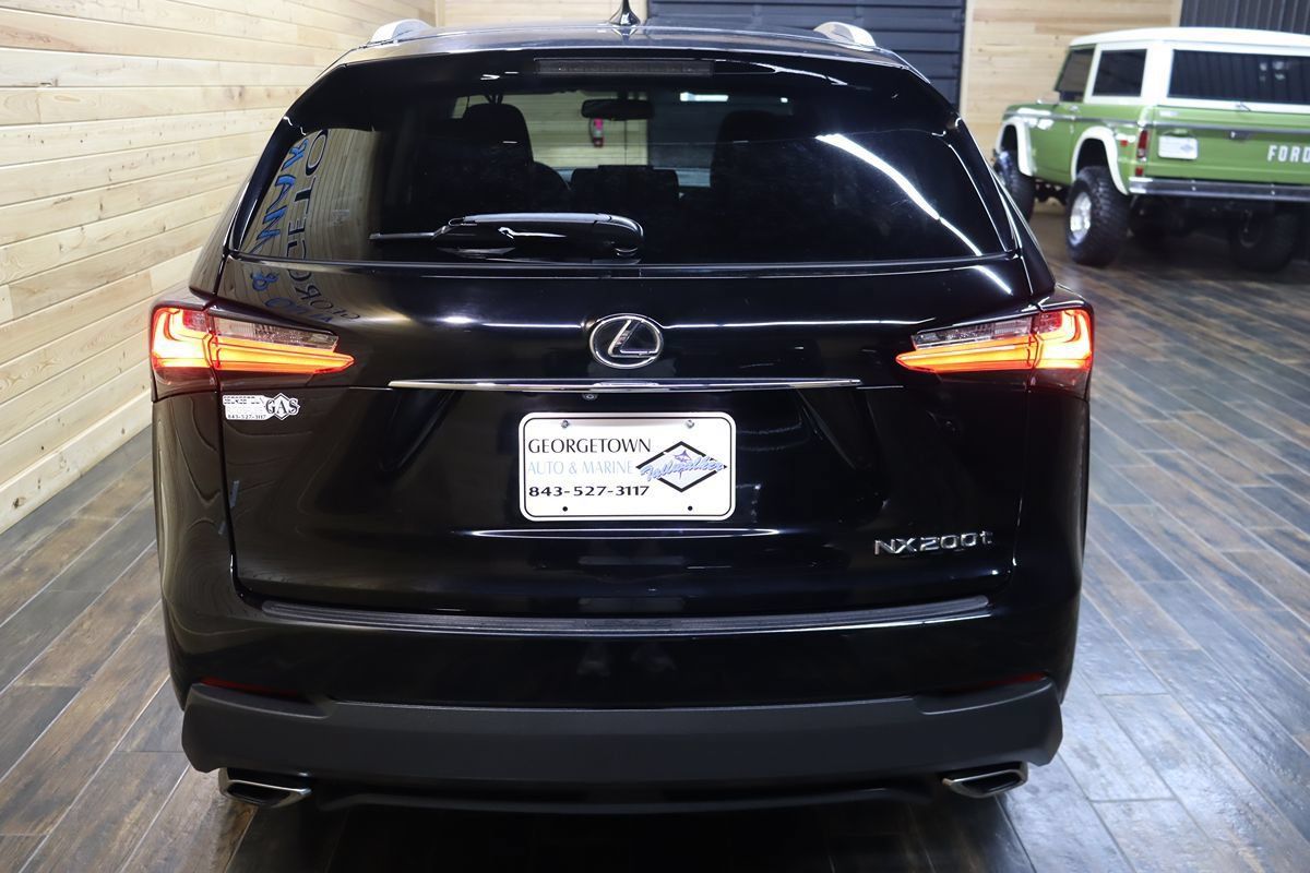 Used 2017 Lexus NX 200t FWD image 4
