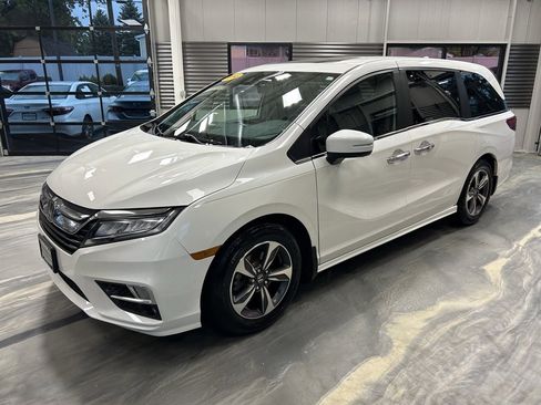 Used 2018 Honda Odyssey Touring image 39