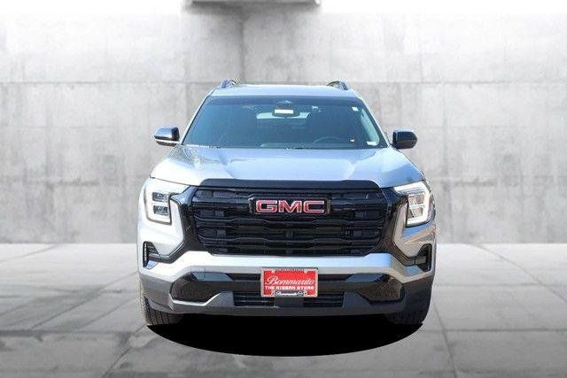 Used 2026 GMC Terrain Elevation w/ Elevation Premium Package FWD image 4