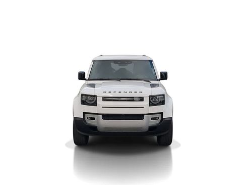 Certified 2024 Land Rover Defender 110 S image 3