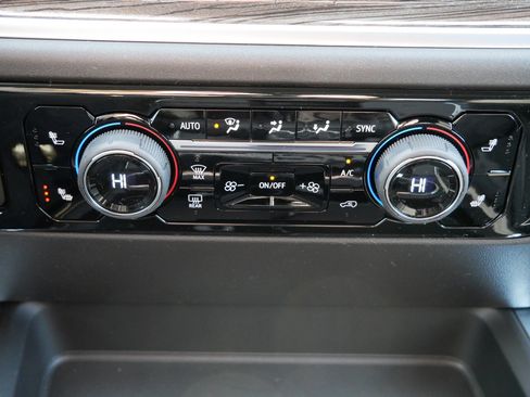 New 2026 Chevrolet Silverado 3500 LT w/ All Star Edition image 8