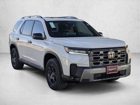 New 2026 Honda Pilot TrailSport image 7