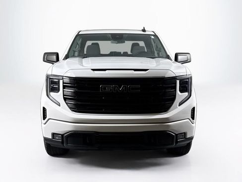 Used 2023 GMC Sierra 1500 Elevation w/ LPO, Elevation Black Package AWD/4WD image 8