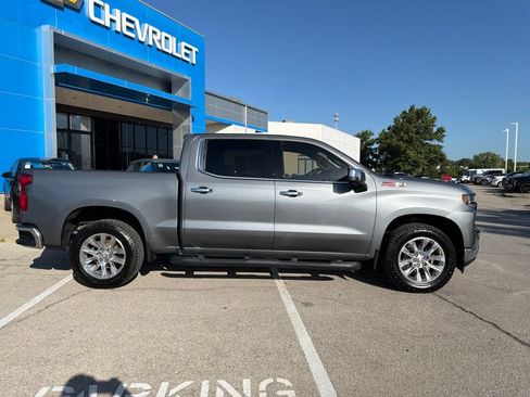 Used 2021 Chevrolet Silverado 1500 LTZ w/ Technology Package AWD/4WD image 5