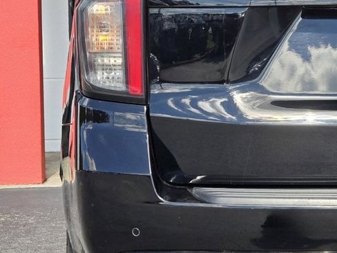 Used 2021 Chevrolet Tahoe Z71 image 11