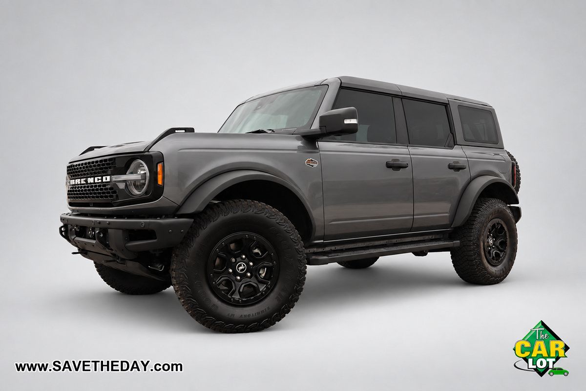 Used 2023 Ford Bronco Wildtrak AWD/4WD image 2