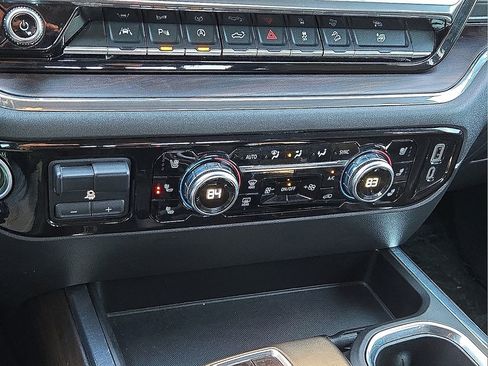 Used 2023 GMC Sierra 1500 SLT w/ SLT Premium Plus Package image 29