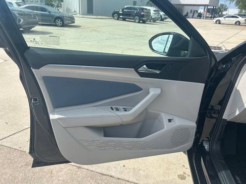New 2026 Volkswagen Jetta SE FWD image 47