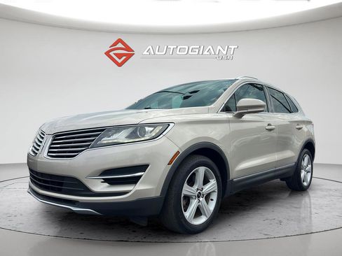 Used 2017 Lincoln MKC Premiere image 43