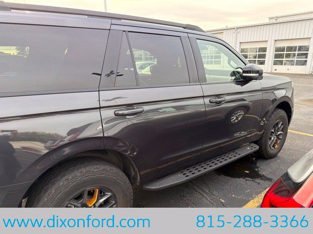 Used 2025 Ford Expedition Tremor AWD/4WD image 8