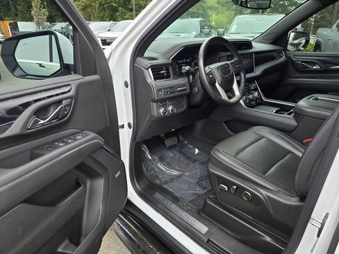 Used 2021 GMC Yukon XL Denali AWD/4WD image 20