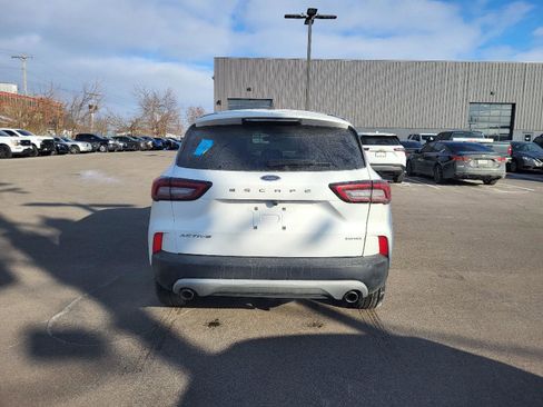 Used 2023 Ford Escape Active image 4