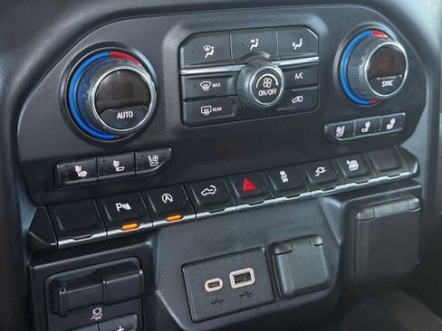 Used 2019 Chevrolet Silverado 1500 High Country AWD/4WD image 20