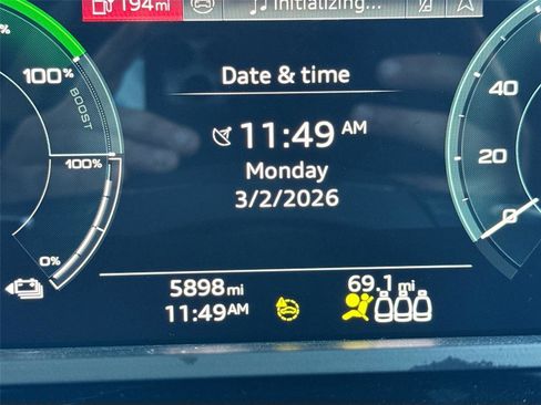 Certified 2024 Audi Q8 e-tron Premium image 12