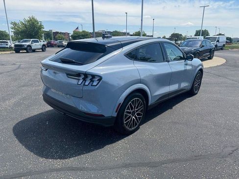 Certified 2025 Ford Mustang Mach-E Premium AWD/4WD image 3