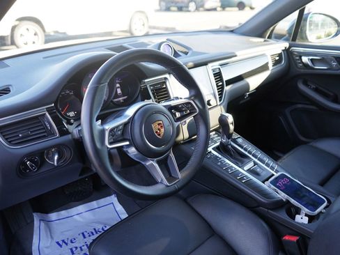 Used 2018 Porsche Macan S AWD/4WD image 9