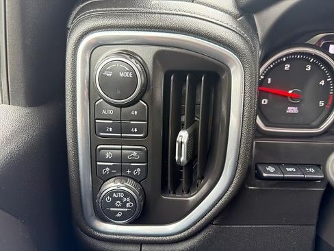 Used 2020 Chevrolet Silverado 2500 High Country w/ Z71 Off-Road Package AWD/4WD image 37