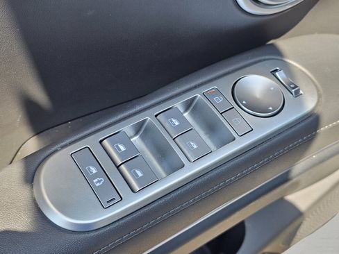 Used 2026 Hyundai Palisade SEL FWD image 15