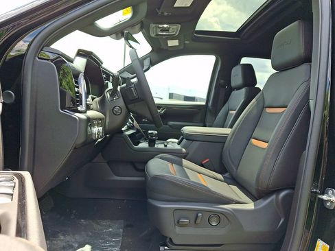 New 2026 GMC Sierra 1500 AT4 w/ AT4 Premium Package AWD/4WD image 9