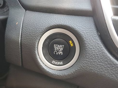 Used 2016 Chrysler 200 LX FWD image 22