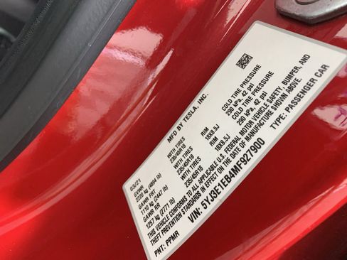 Used 2021 Tesla Model 3 Long Range image 12