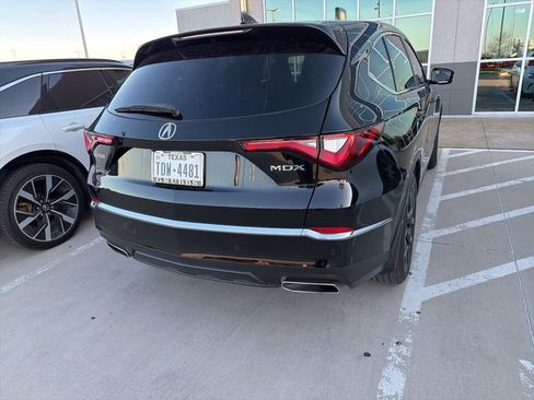 Used 2023 Acura MDX FWD w/ Technology Package image 3