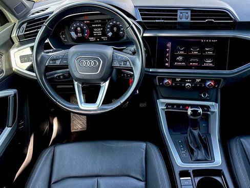 Used 2022 Audi Q3 2.0T Premium Plus image 11