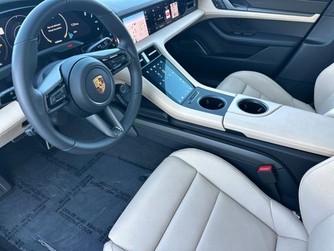 Used 2023 Porsche Taycan Turbo image 4