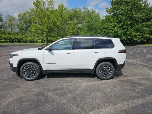 New 2026 Jeep Cherokee Limited AWD/4WD image 2