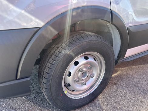 New 2026 Ford Transit 250 148 Medium Roof image 15