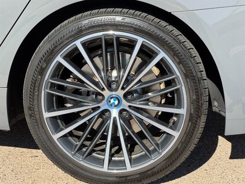 Used 2022 BMW 530e xDrive 530e xDrive w/ Premium Package image 35