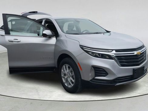 Used 2022 Chevrolet Equinox LT image 8