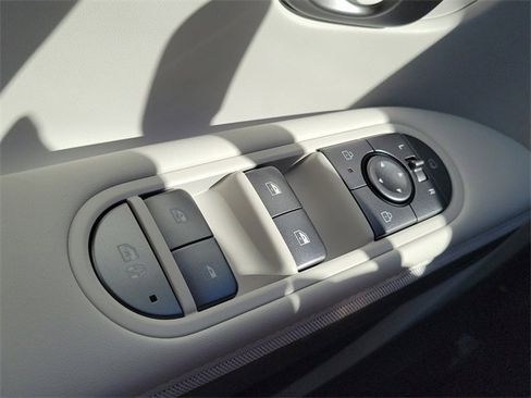 New 2026 Hyundai Ioniq 5 Limited image 16