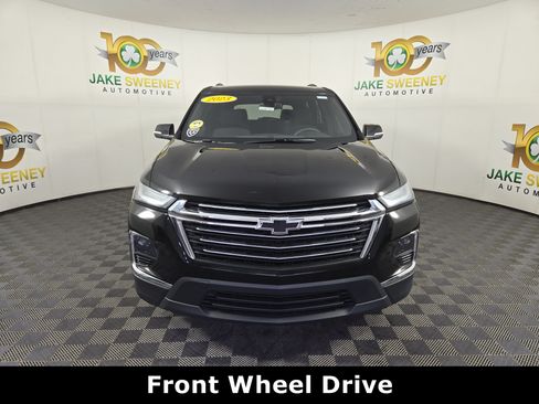 Certified 2023 Chevrolet Traverse LT FWD image 2