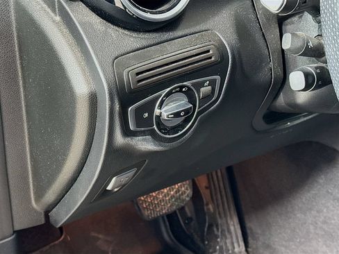 Used 2017 Mercedes-Benz GLC 300 image 10