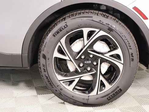 New 2026 Lincoln Nautilus Premier w/ Equipment Group 102A AWD/4WD image 21