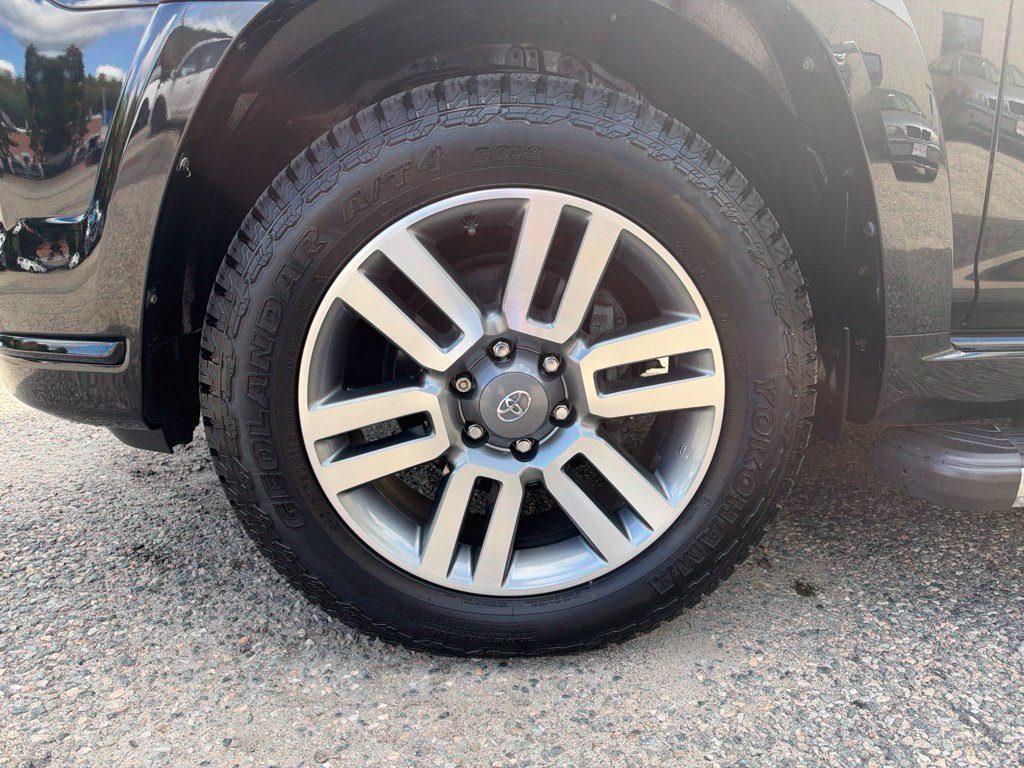 Used 2023 Toyota 4Runner TRD Sport AWD/4WD image 11