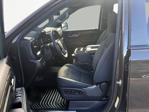 Used 2023 Chevrolet Silverado 1500 LT image 25