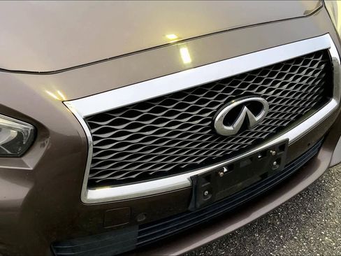 Used 2016 INFINITI Q50 Hybrid image 30