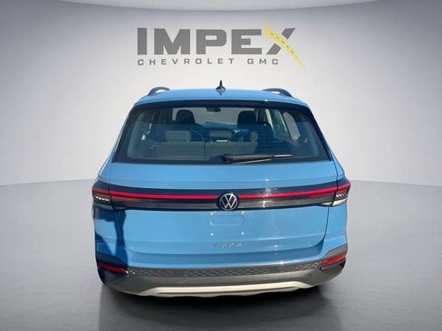 Used 2025 Volkswagen Taos S FWD image 4
