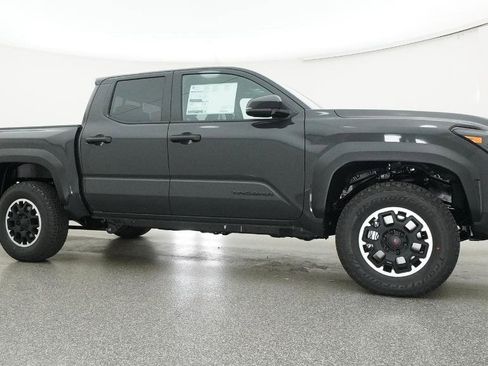 New 2026 Toyota Tacoma TRD Off-Road AWD/4WD image 31