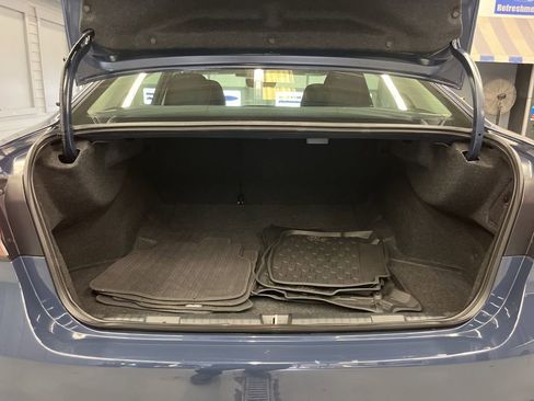 Used 2025 Subaru Legacy AWD/4WD image 36