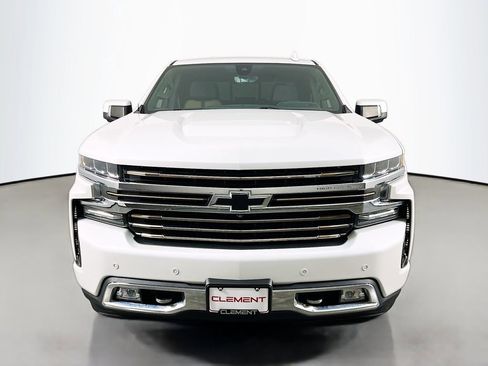 Used 2020 Chevrolet Silverado 1500 High Country w/ Technology Package AWD/4WD image 2
