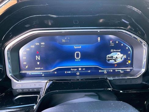 Used 2024 Chevrolet Silverado 1500 LT Trail Boss w/ Convenience Package II image 15