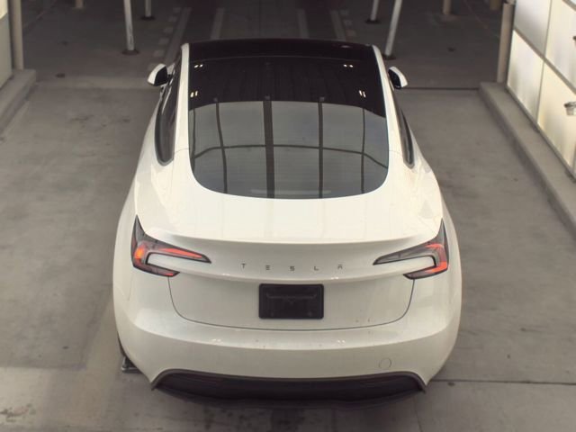 Used 2025 Tesla Model 3 Long Range RWD image 29