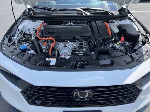 Used 2025 Honda Accord Touring image 24