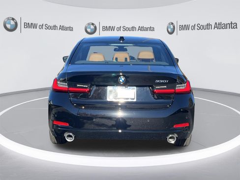 Used 2026 BMW 330i Sedan w/ Convenience Package RWD image 26
