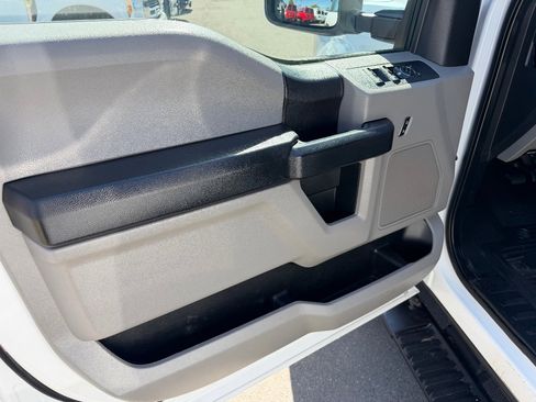 Used 2020 Ford F250 XL w/ Power Equipment Group AWD/4WD image 14